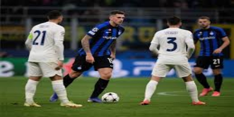 更衣室挑战—老帅的权威测试 -开云体育