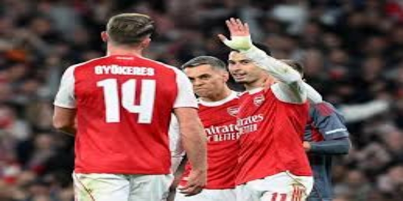 赛季争冠前景与战术启示- 开云体育